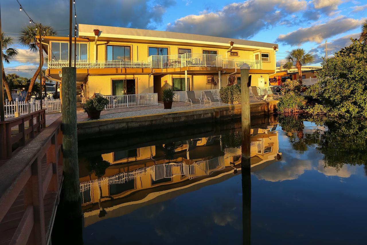 Bayview Plaza Waterfront Resort Сейнт Пийт Бийч Екстериор снимка